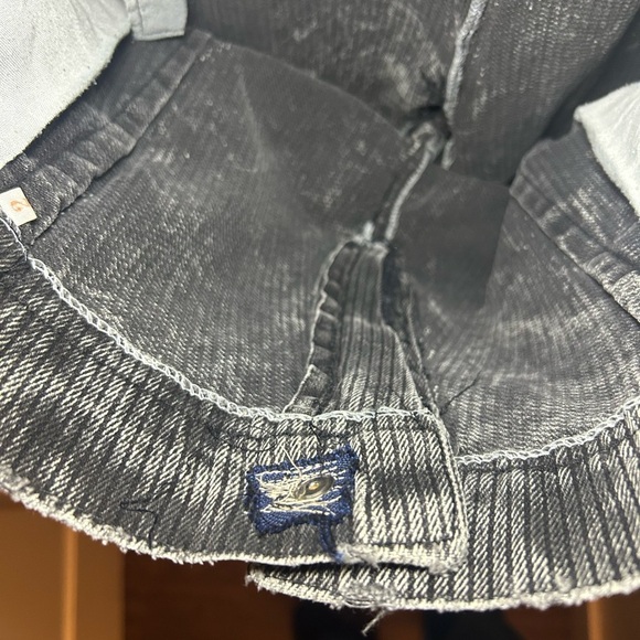 1980's Magnum Ballon faded Jeans - Picture 12 of 16